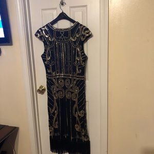 Sequined Dress Roaring 20s Style!